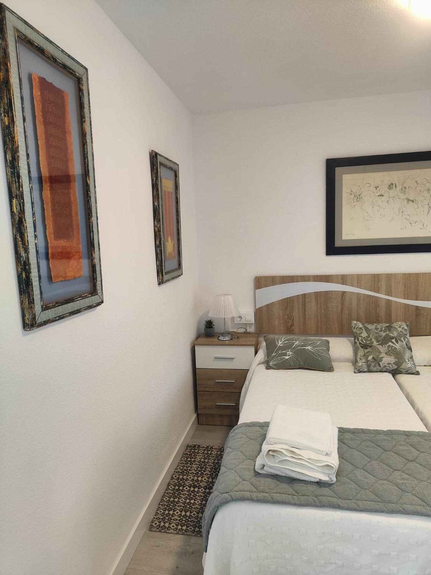 Apartamento Agradable Duplex Terraza Virgen Del Rocio Sevilla Exterior foto