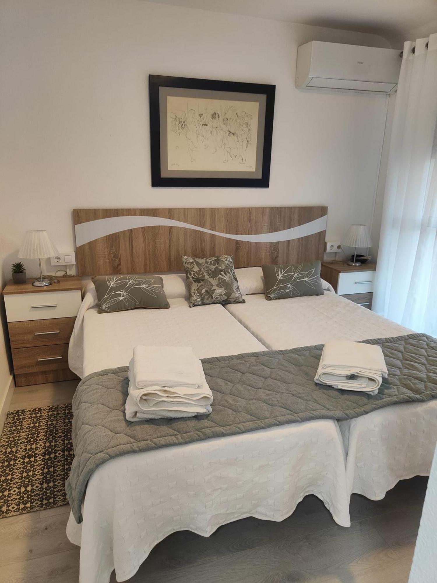 Apartamento Agradable Duplex Terraza Virgen Del Rocio Sevilla Exterior foto